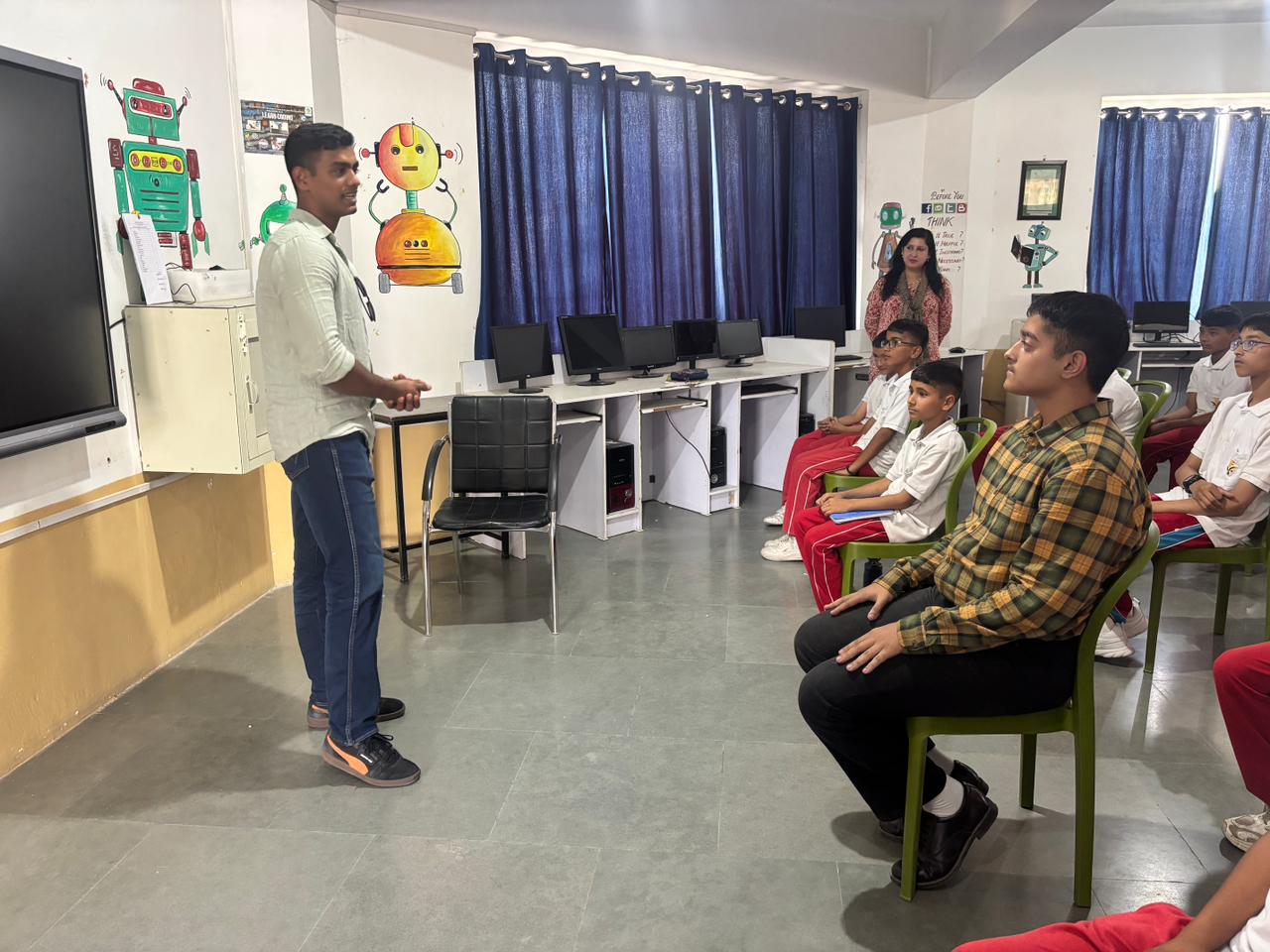 Motivational Session by Alumni Lt. Anmol Chandla